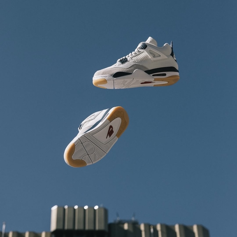 3月18日/4月15日/5月3日発売｜Nike SB x Air Jordan 4 “Blue/White”の