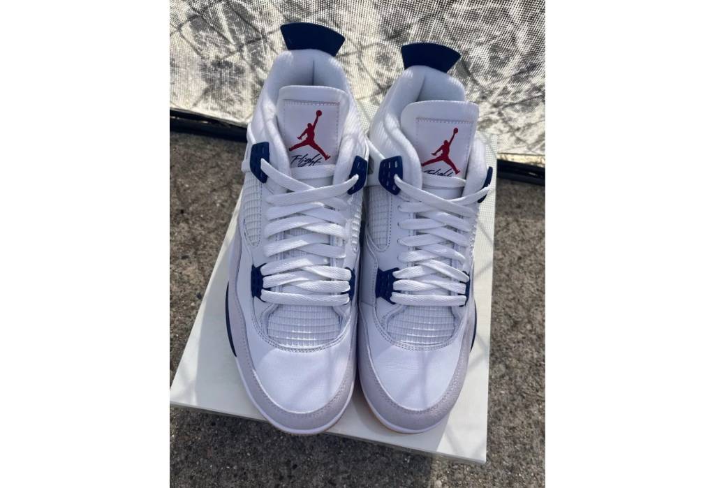 Nike SB x Air Jordan 4 Retro SP “Summit White/Navy” [Release Date