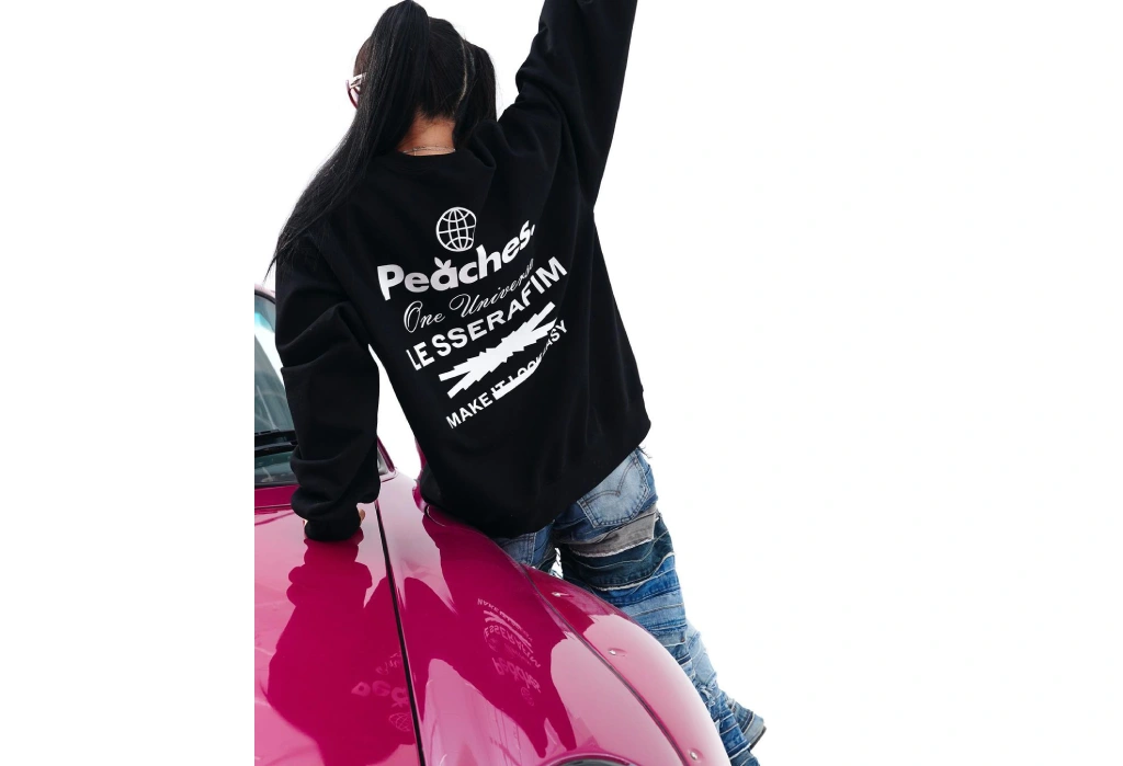 LE SSERAFIM To Launch SS24 and Peaches Collab Merch | SNKRDUNK