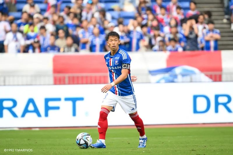 横浜F・マリノス 喜田拓也選手インタビュー】マリノスのエンブレムが