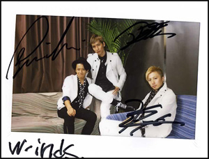 w-inds.:直筆サイン入り「生ポラロイド写真」プレゼント