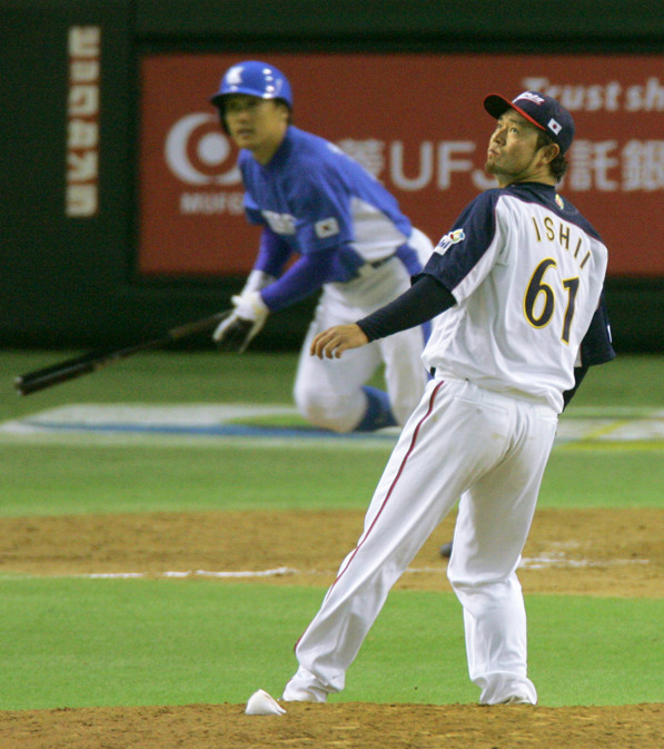 WBCの悲劇。そのとき、豪腕サウスポー石井弘寿に何が起きたのか | web