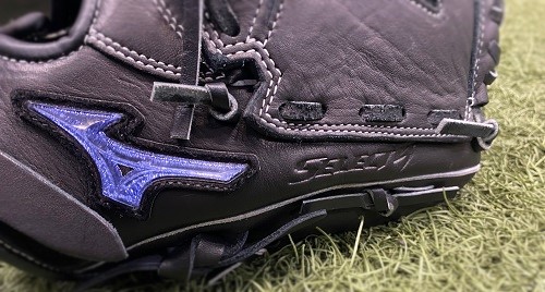 超限定！！ ミズノ少年軟式用グラブ ブルーダイアモンド田中将大モデル