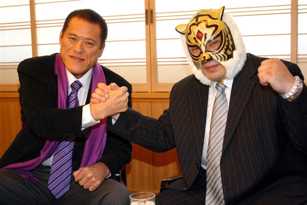 初代タイガーマスク「猪木イズムを示す」 11.24IGFに参戦