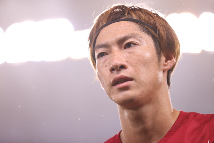 土居聖真 SQUAD NUMBERS〜8〜「人と人とをつなぐサッカーが好き