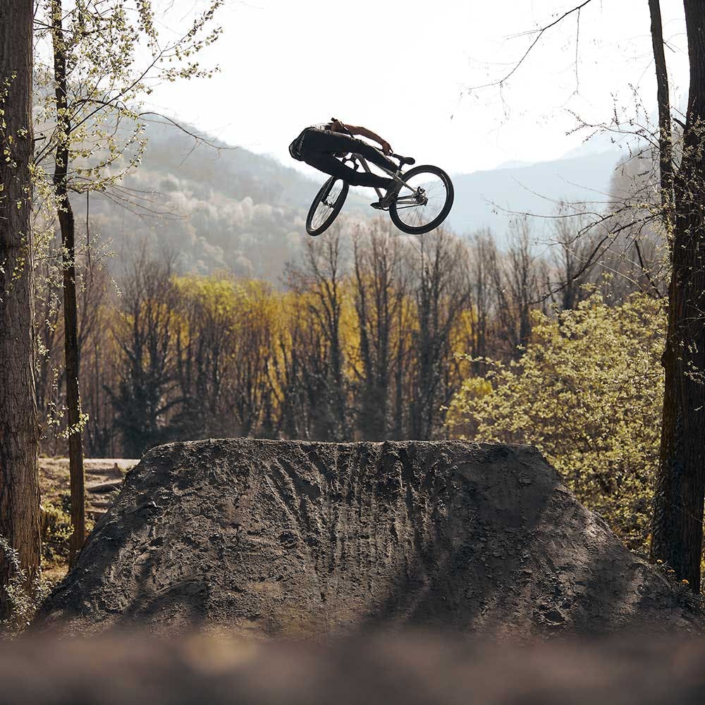 公式】Santa Cruz (サンタクルズ) Jackal 4.1 - | Santa Cruz SPORTS-W