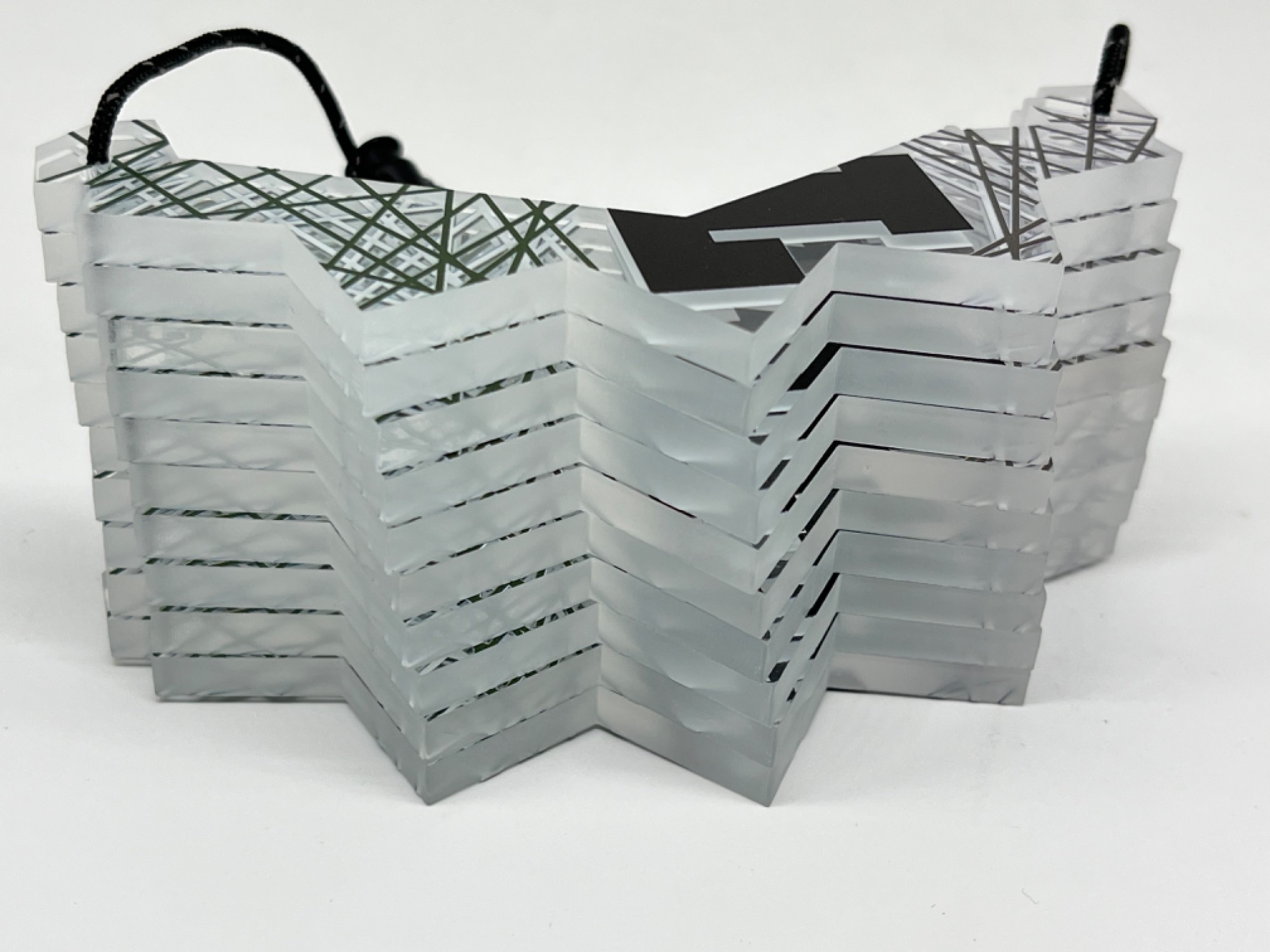 アクリルシェードの先駆者ボンボネロとTARP to TARPがコラボ！[2023.11