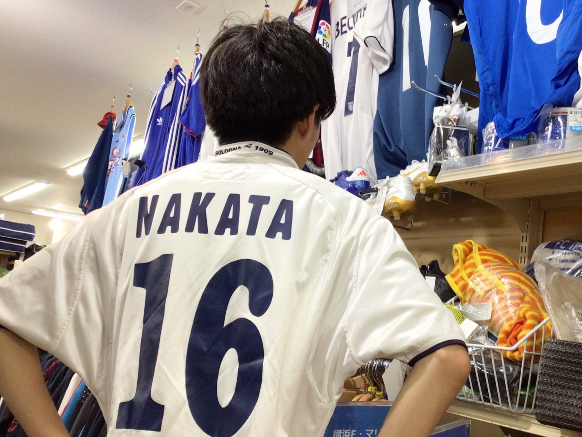 引退が悔やまれた天才【中田英寿】選手のユニフォーム入荷！[2024.07