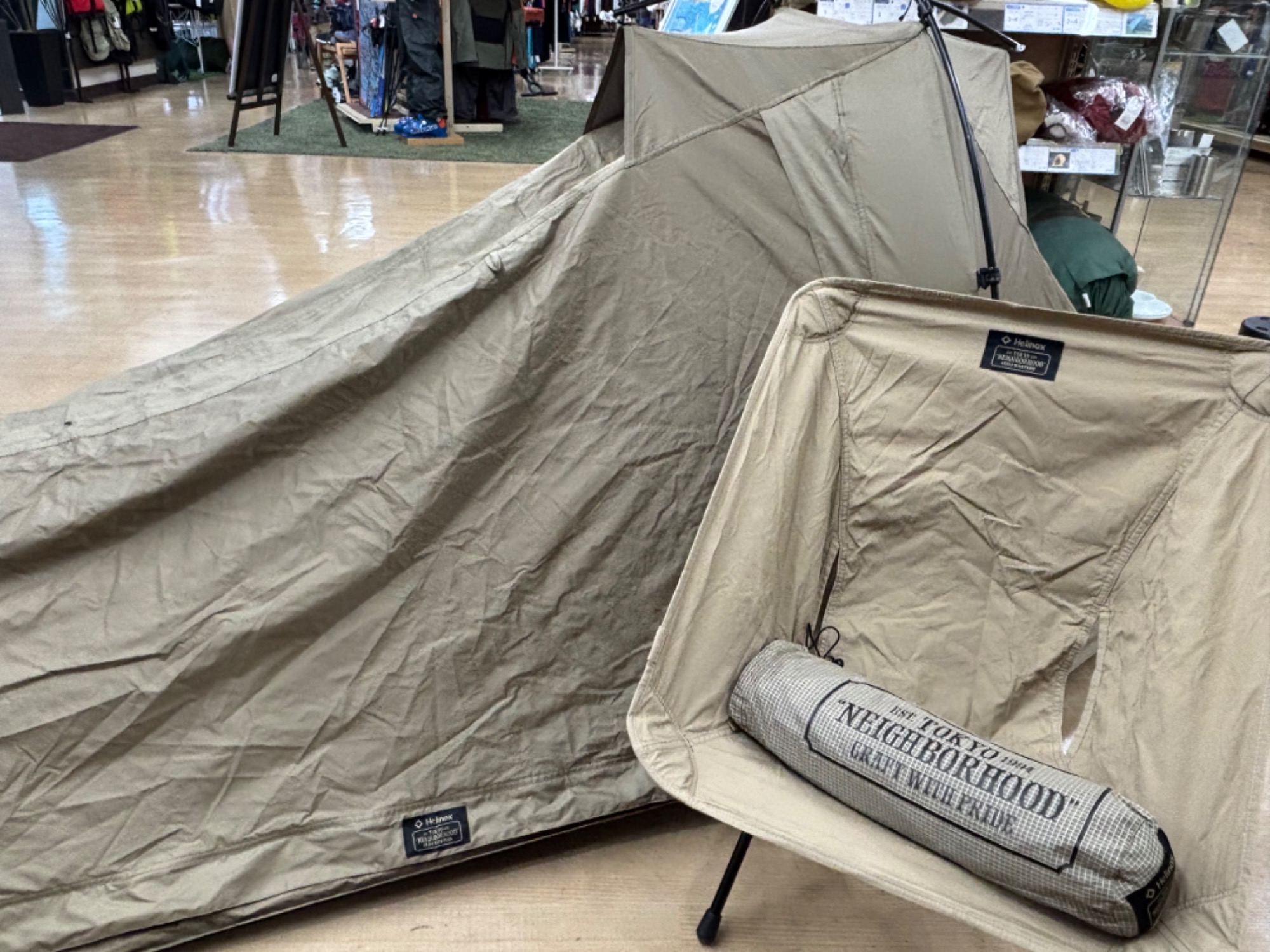 Helinox×NEIGHBORHOODのコラボテント・タープ・チェアが勢ぞろい