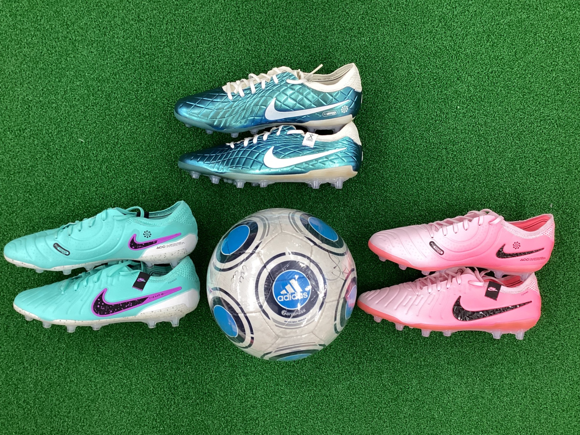 ナイキのティエンポ特集！サッカースパイクたくさん入荷してます