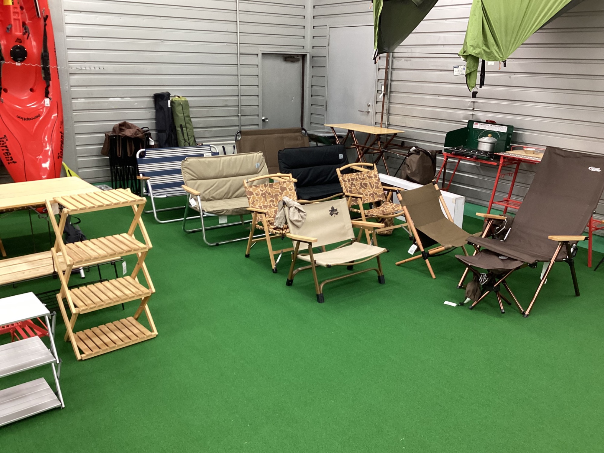 スノーピークの人気チェア！ローチェア30の65周年限定品！[2023.11.09