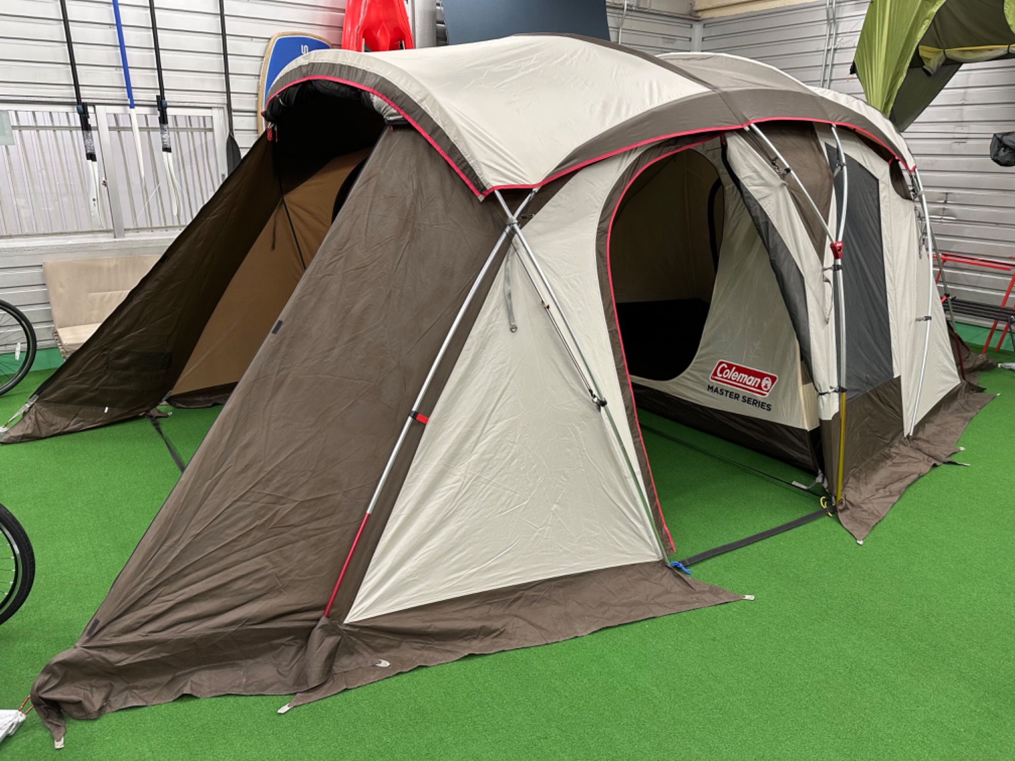 週末設営情報!!】コールマンの4Sワイド2ルームカーブを展示中