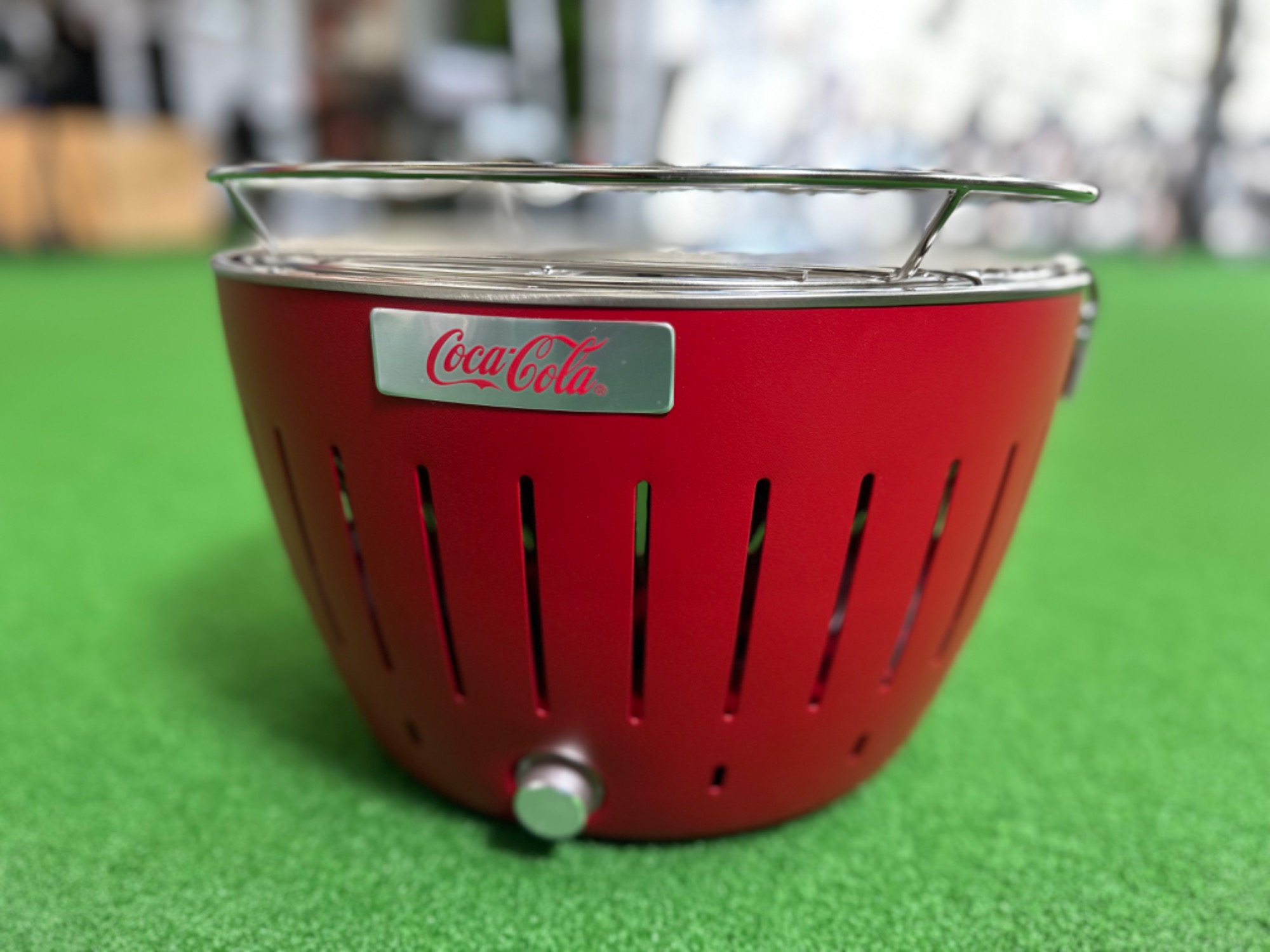 煙を気にせずバーベキューを楽しもう！】ロータスグリルのご紹介