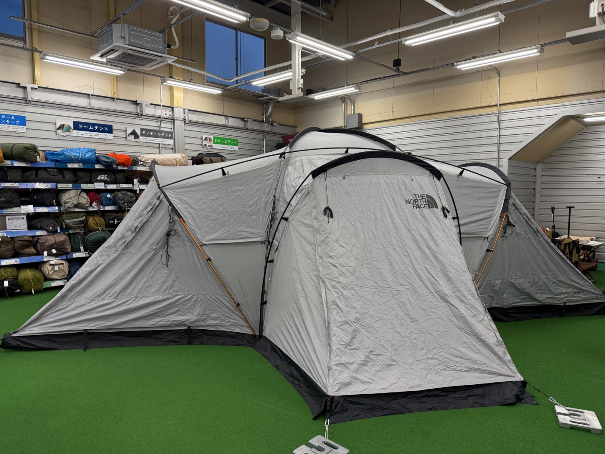 ノースフェイスの特大2ルームテント