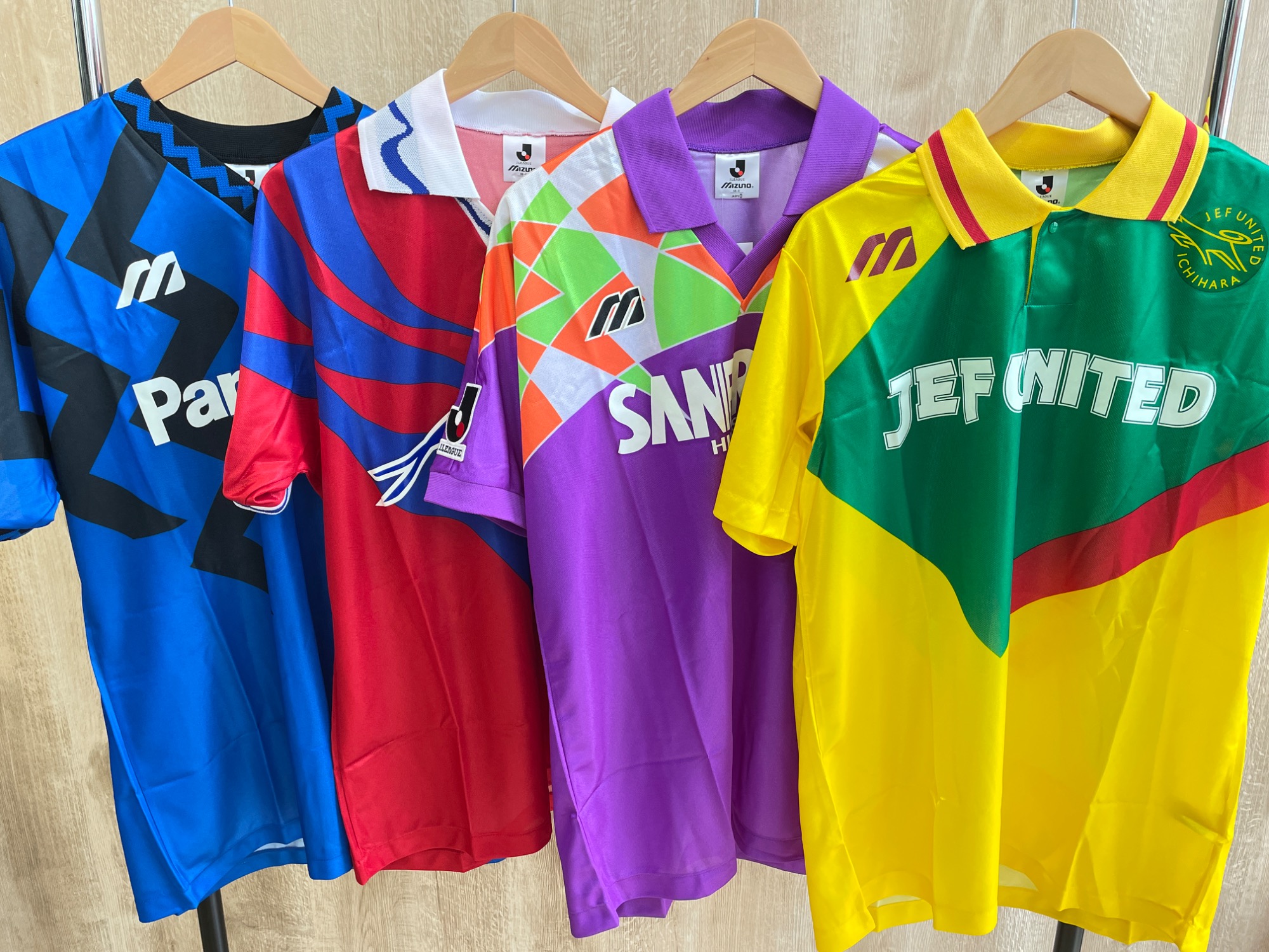 府中甲州街道店】Jリーグ開幕時の初代ユニフォーム多数入荷