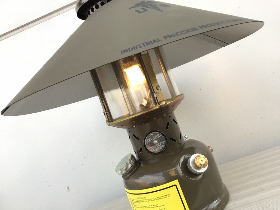 希少なシェード付きのSMP社製のUSミリタリーGIランタン[2019.08.10発行