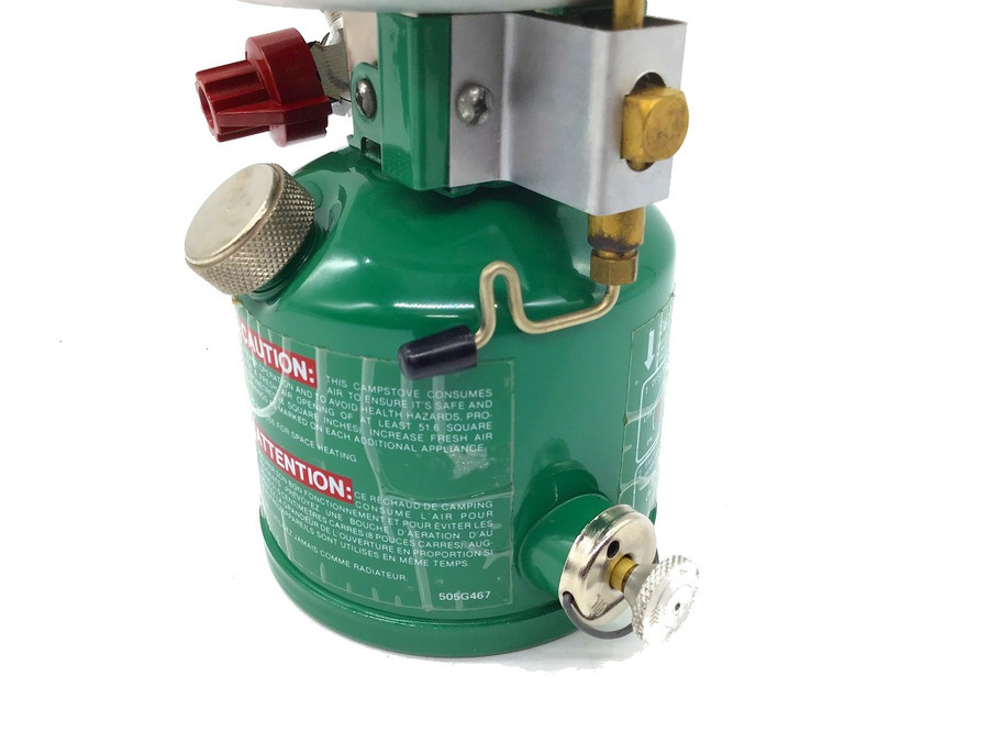 Coleman(コールマン)のイージーライトシステムを採用したカナダ製の