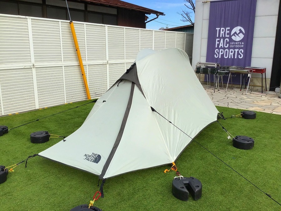 シルエットがかっこいいTHE NORTH FACE(ノースフェイス)のテフラ22をご