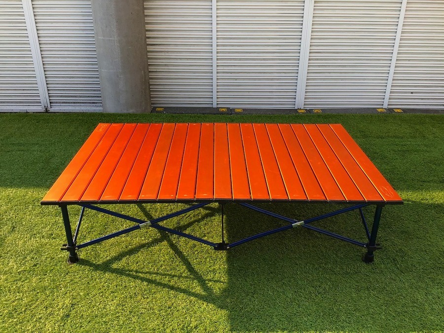 Coleman(コールマン)×BEAMS(ビームス)のビビットカラーの