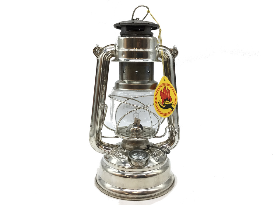 現行のジンクとは違い光沢のある錫メッキカラー！FEUERHAND