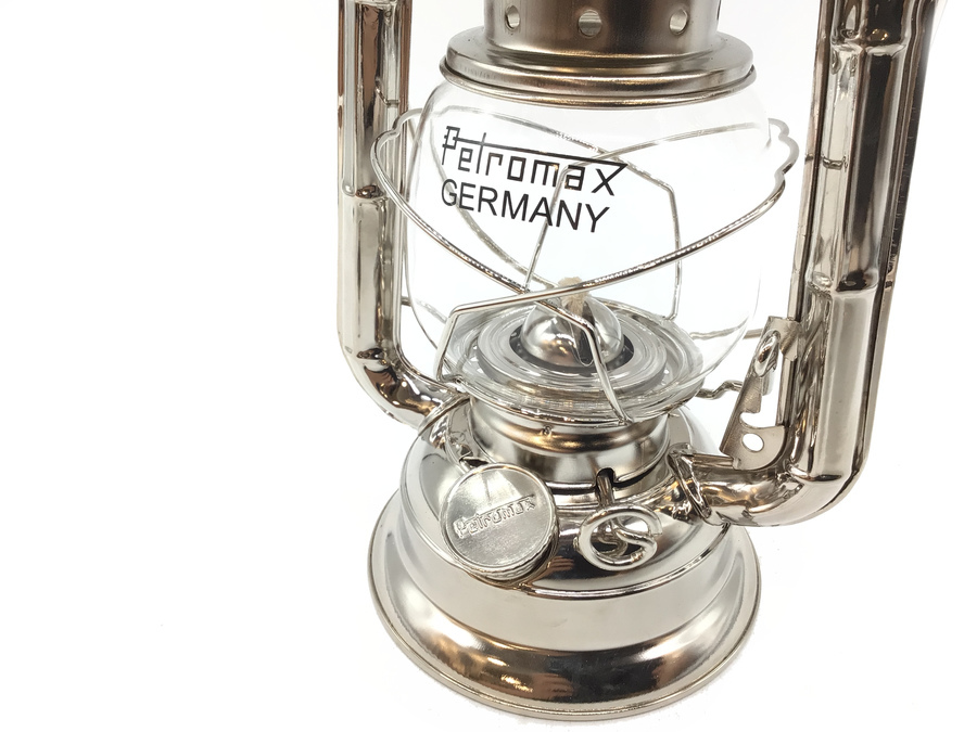 既に幻！Petromax(ペトロマックス)のストームランタンHL1の未使用品