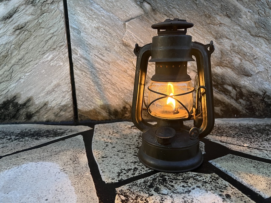 マニア必見！希少な戦前モデル”フュアーハンド 175”[2022.05.02発行