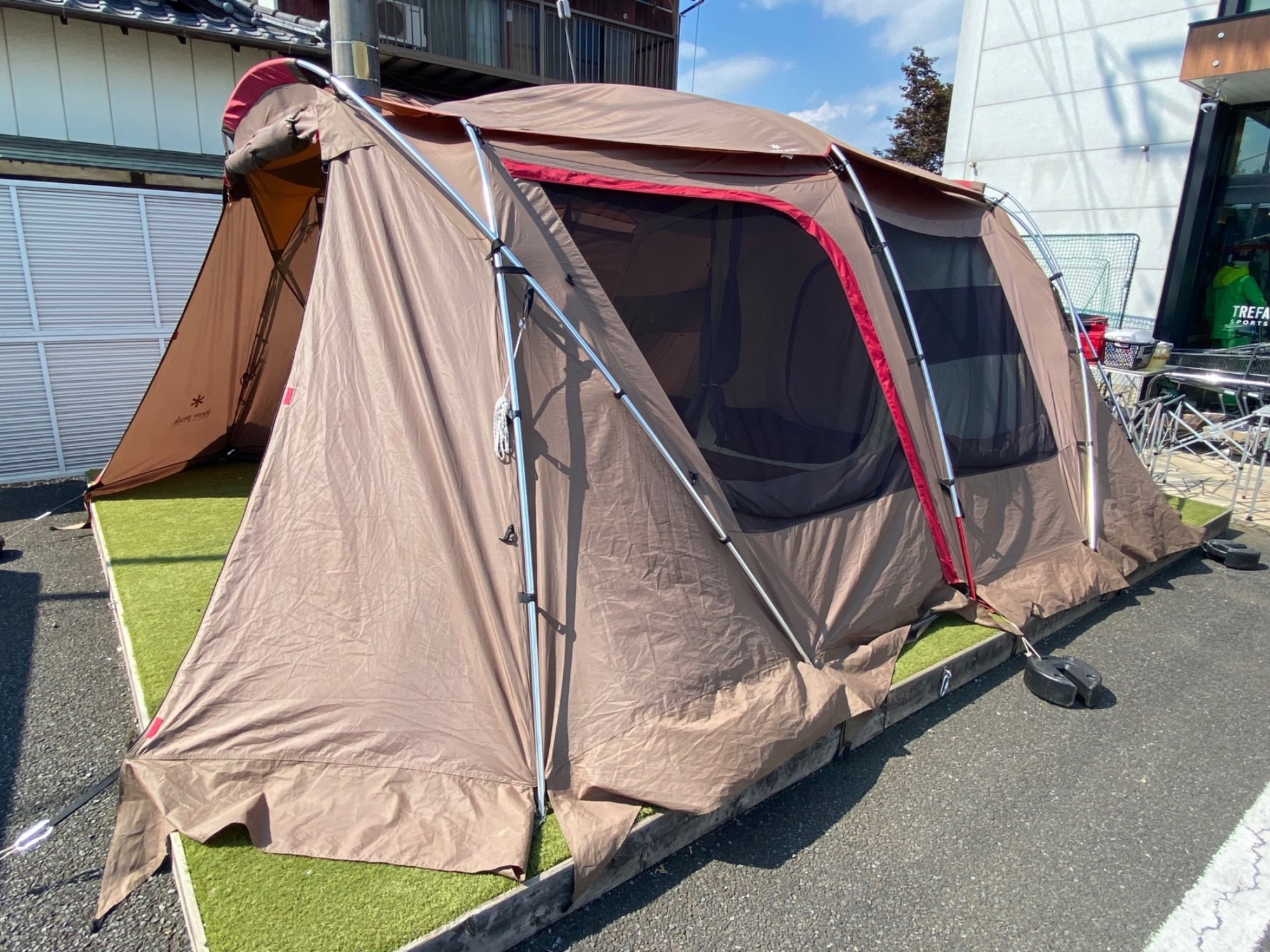 初めてのキャンプでも大活躍間違いなし！スノーピークのタシーク