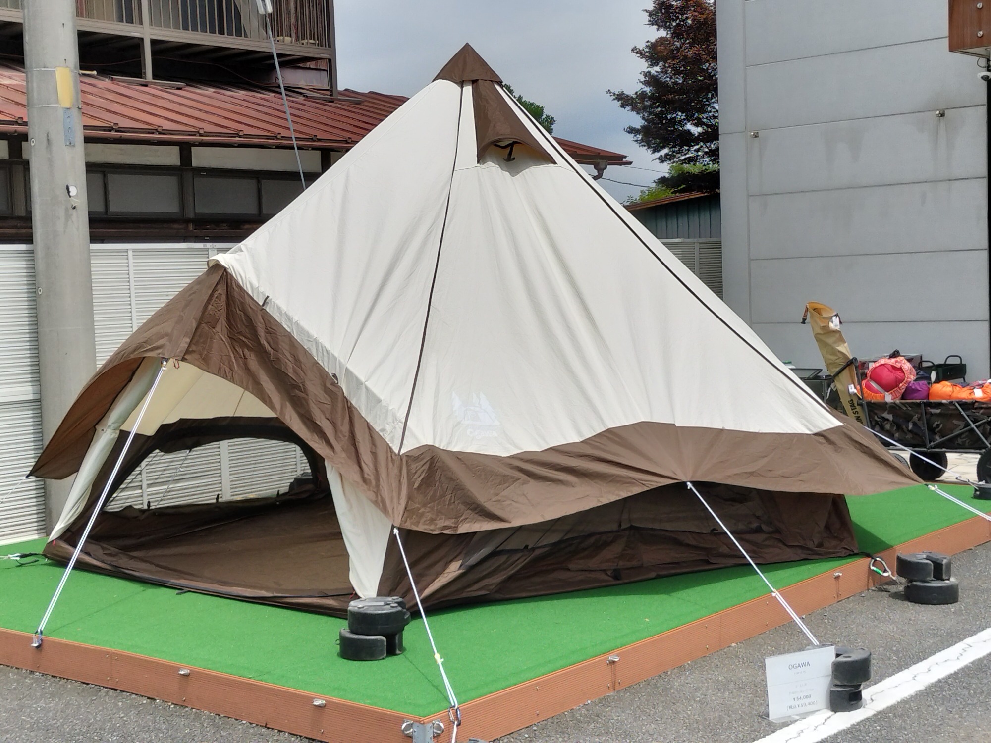 蒸し暑い時にも快適に過ごせる仕組みが沢山！オガワのグロッケ12T/Cを