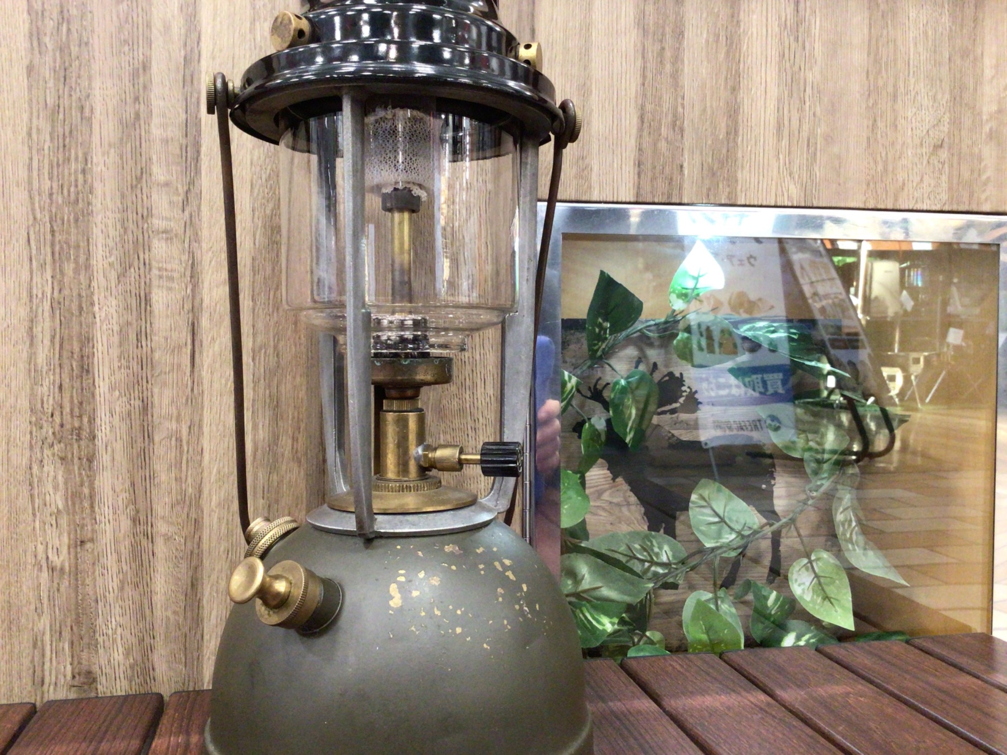 ブロードアロー刻印付きの希少品！イギリス製ヴェイパラックス、M320が