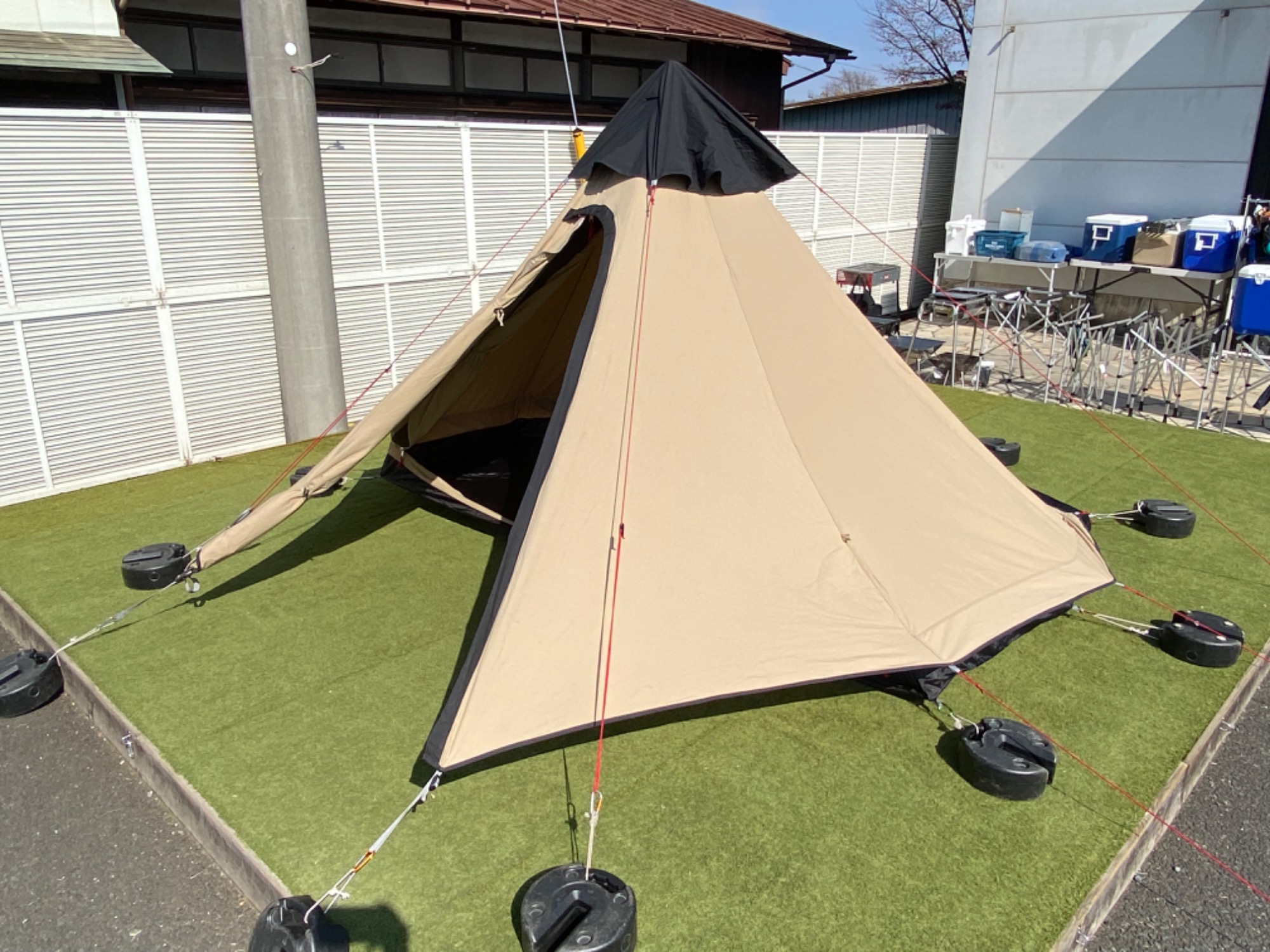 テント界のドラ〇もん！？ROBENS（ローベンス）のモノポールテント