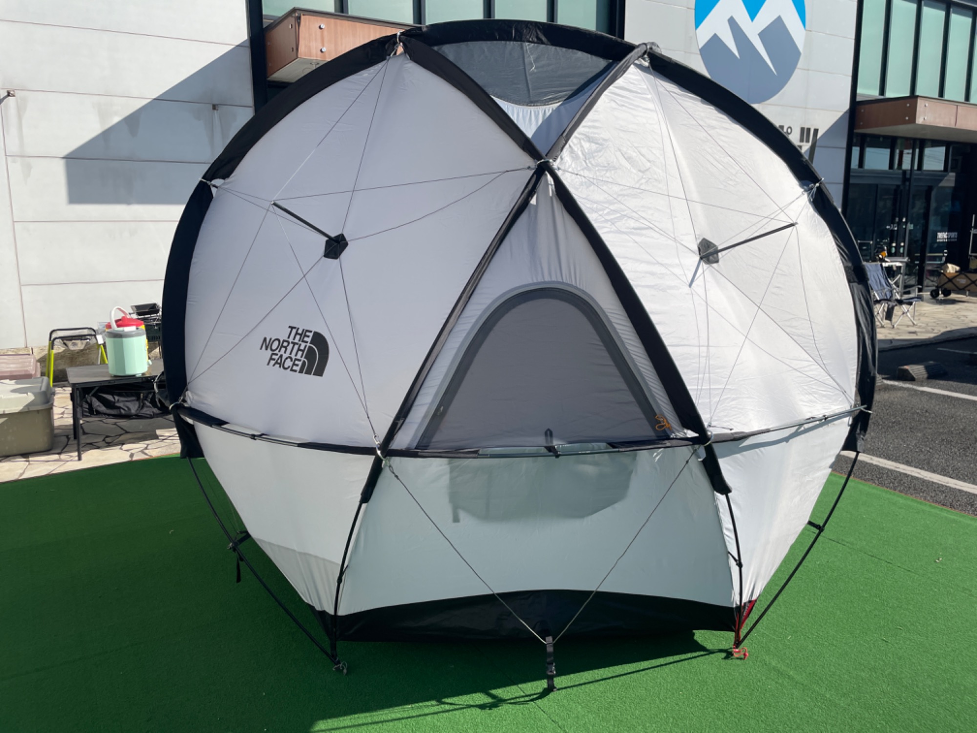 新年1発目のテントはこちら！！ノースフェイス「ジオドーム4」をご紹介