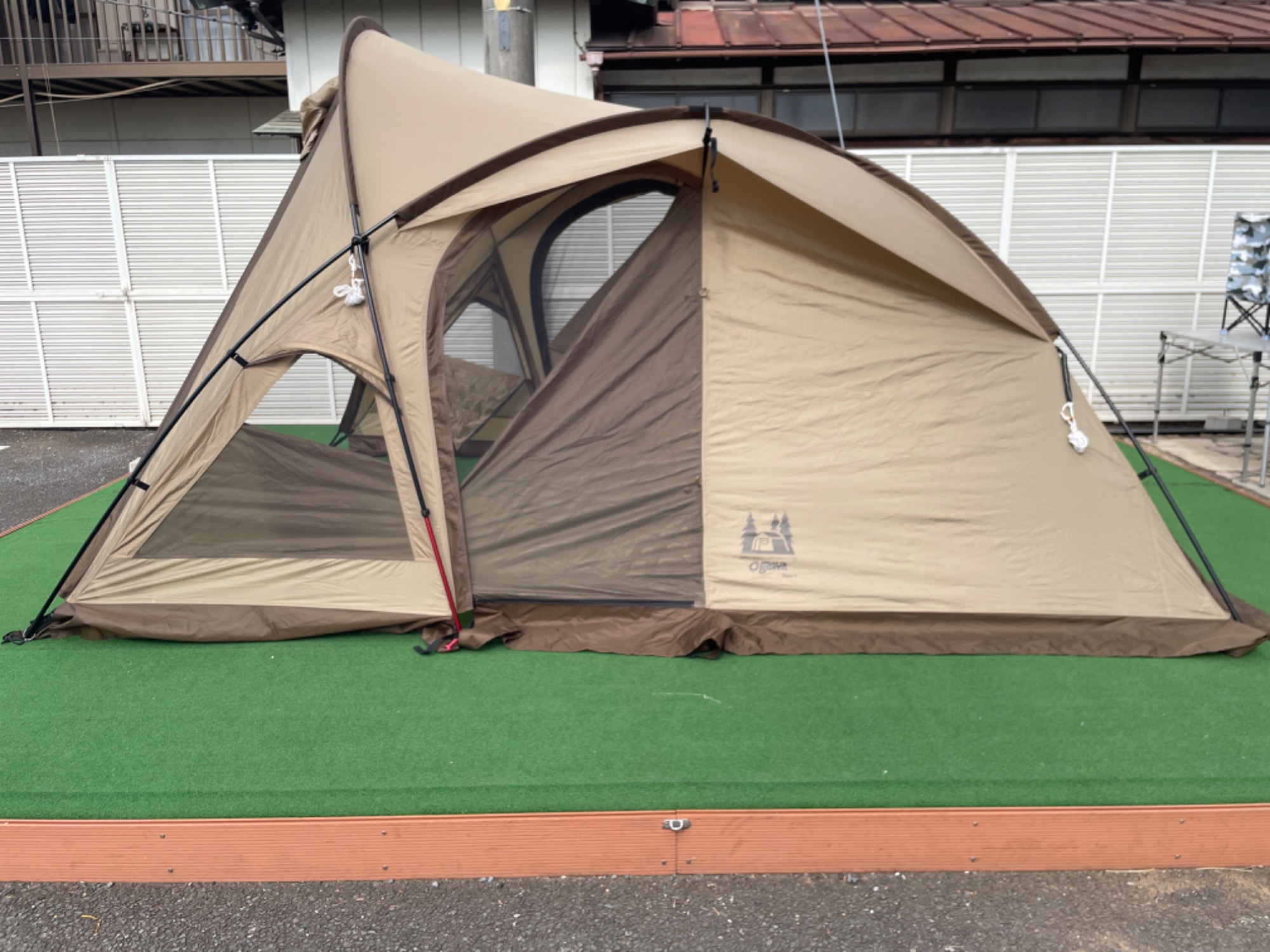 ソロ・デュオキャンに最適！！コンパクトな2ルームテント ヴィガスⅡを