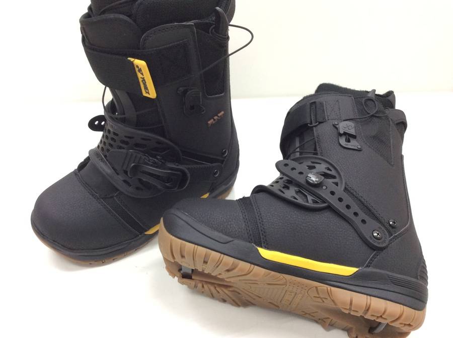 TFスポーツ柏店】16-17年モデル YONEXのステップインブーツ＆バイン