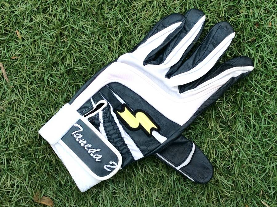 TFスポーツ柏店】プロ野球選手支給品まとめて入荷！【中古野球用品