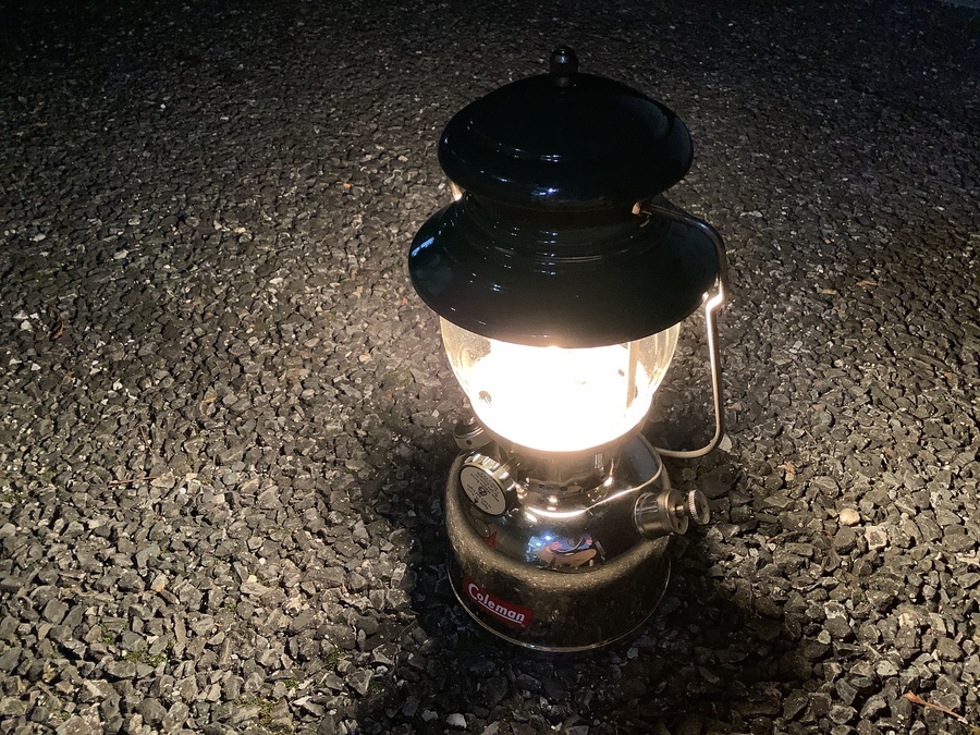 コールマンのランタン『202』が「プロフェッショナル」と言われる所以