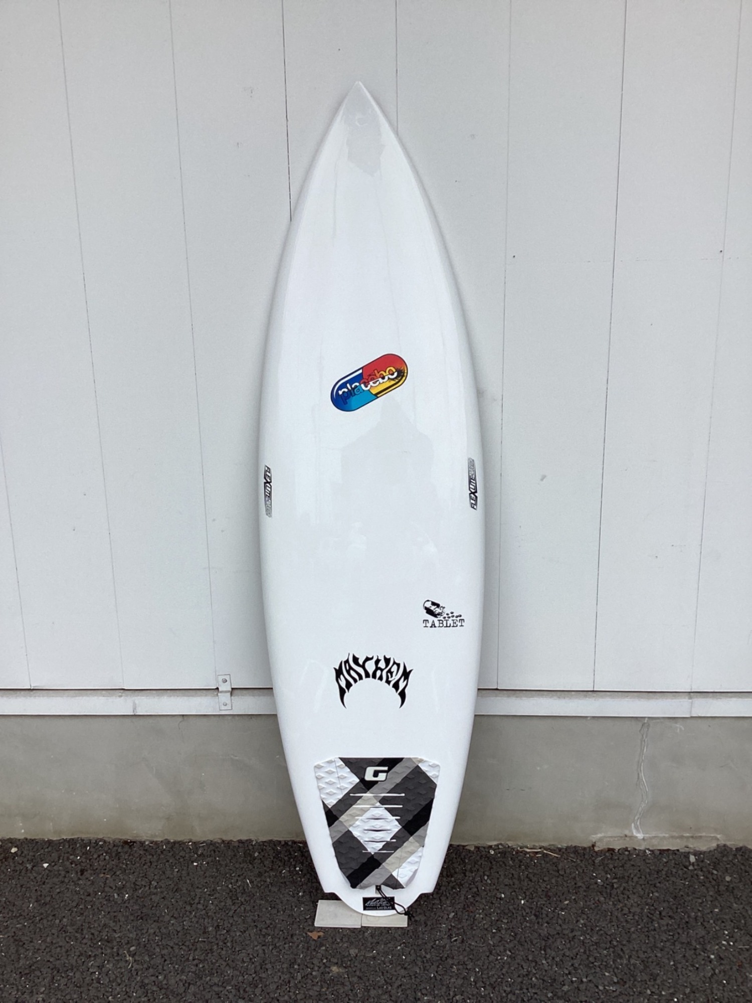 人気メーカーサーフボード続々入荷中！おすすめ3選ご紹介！[2024.06.26