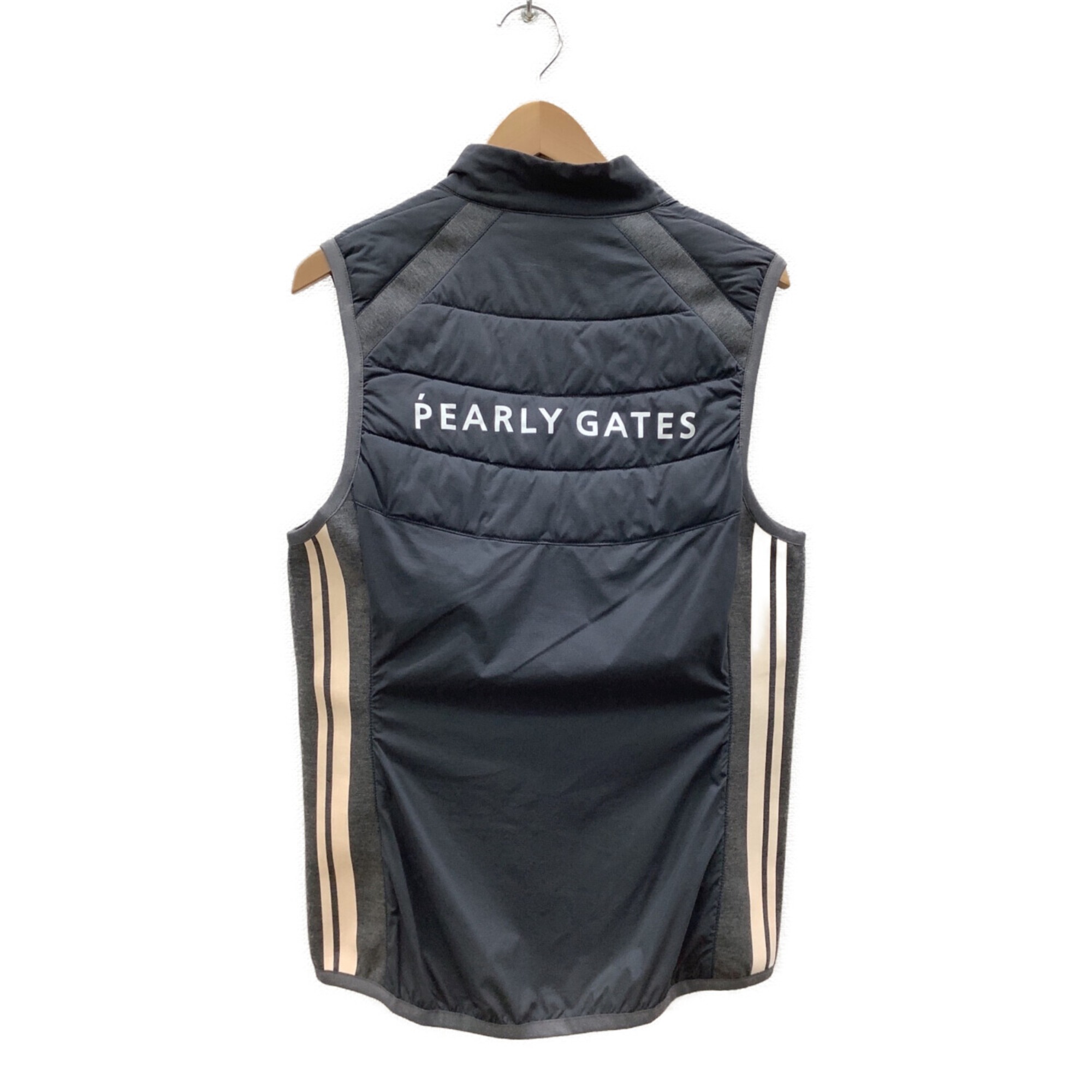 パーリーゲイツ・マスターバニーの秋冬向けジャケットや中綿ベスト