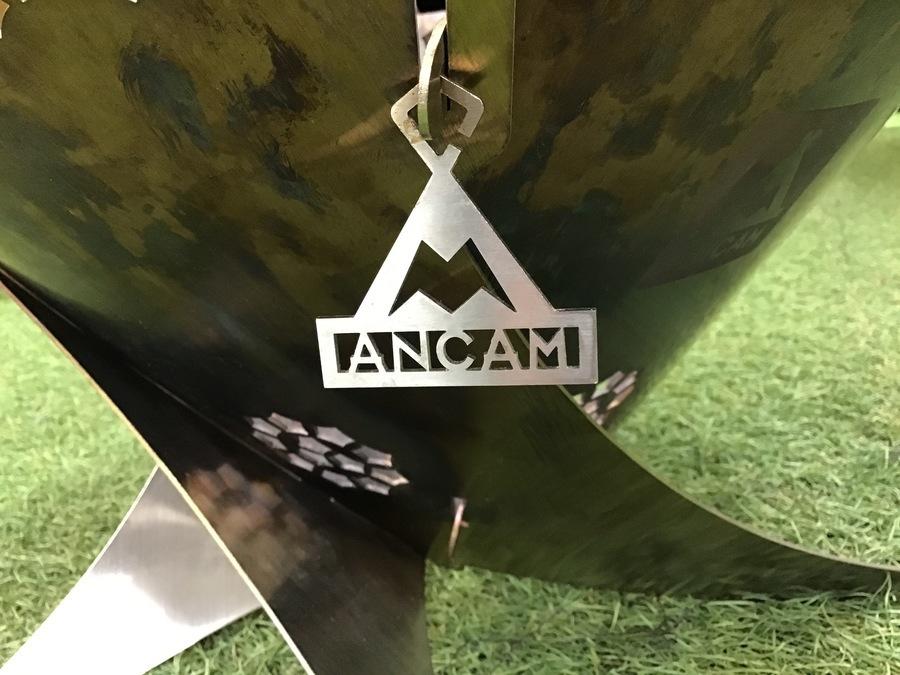 金属加工技術を生かした変幻自在な焚火台！ANCAM(アナキャン