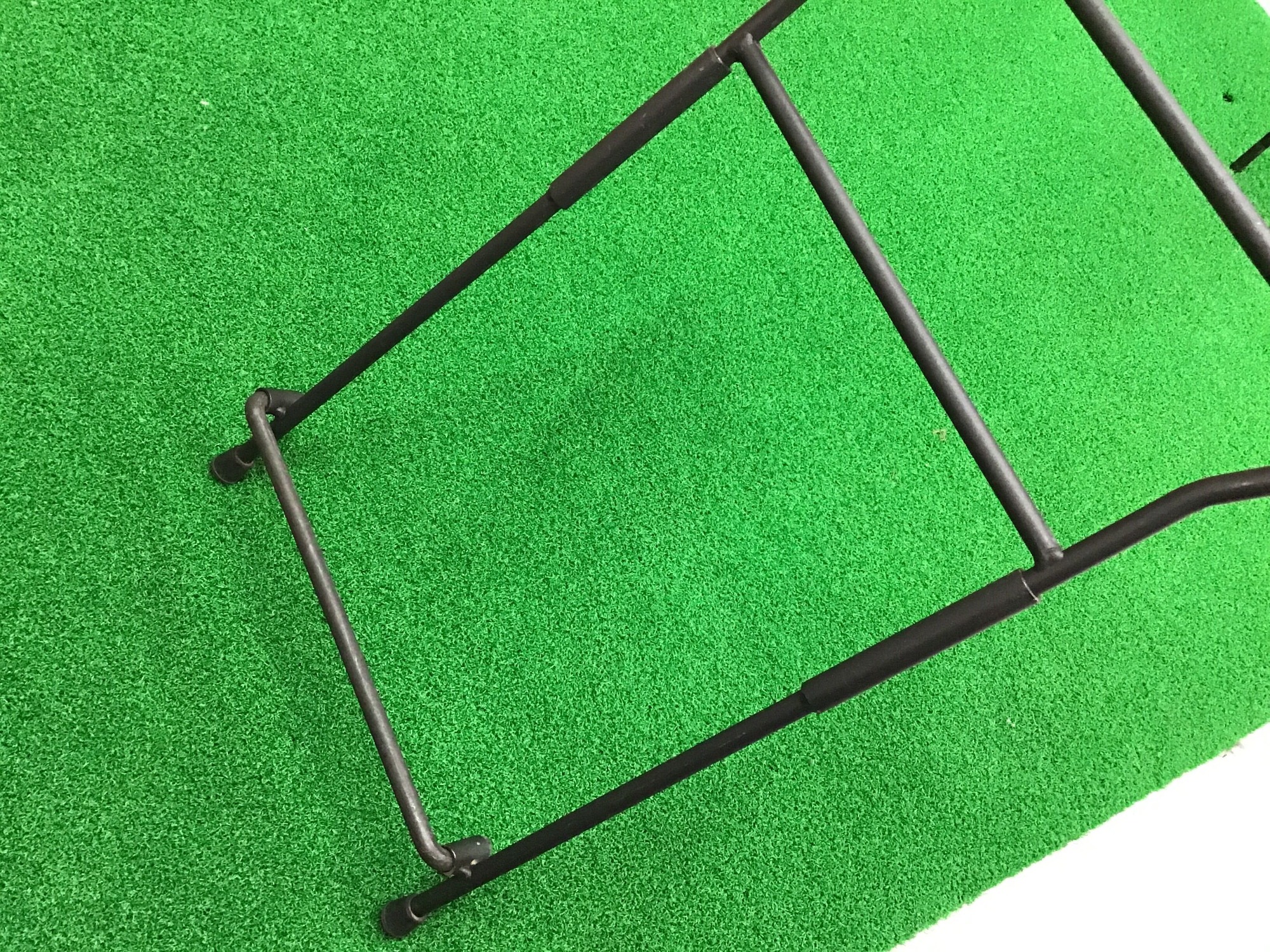 インテリアとしてもおススメ！ブラックデザインのアイアンラック葉月