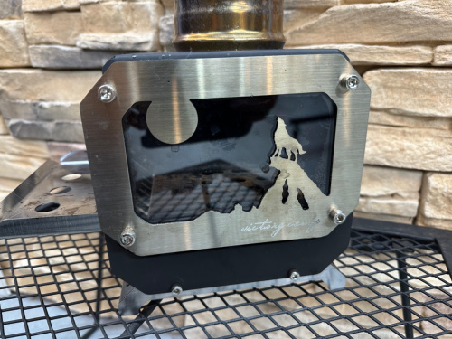 両手サイズのオシャレな薪ストーブ!!ビクトリーキャンプのポケットDD