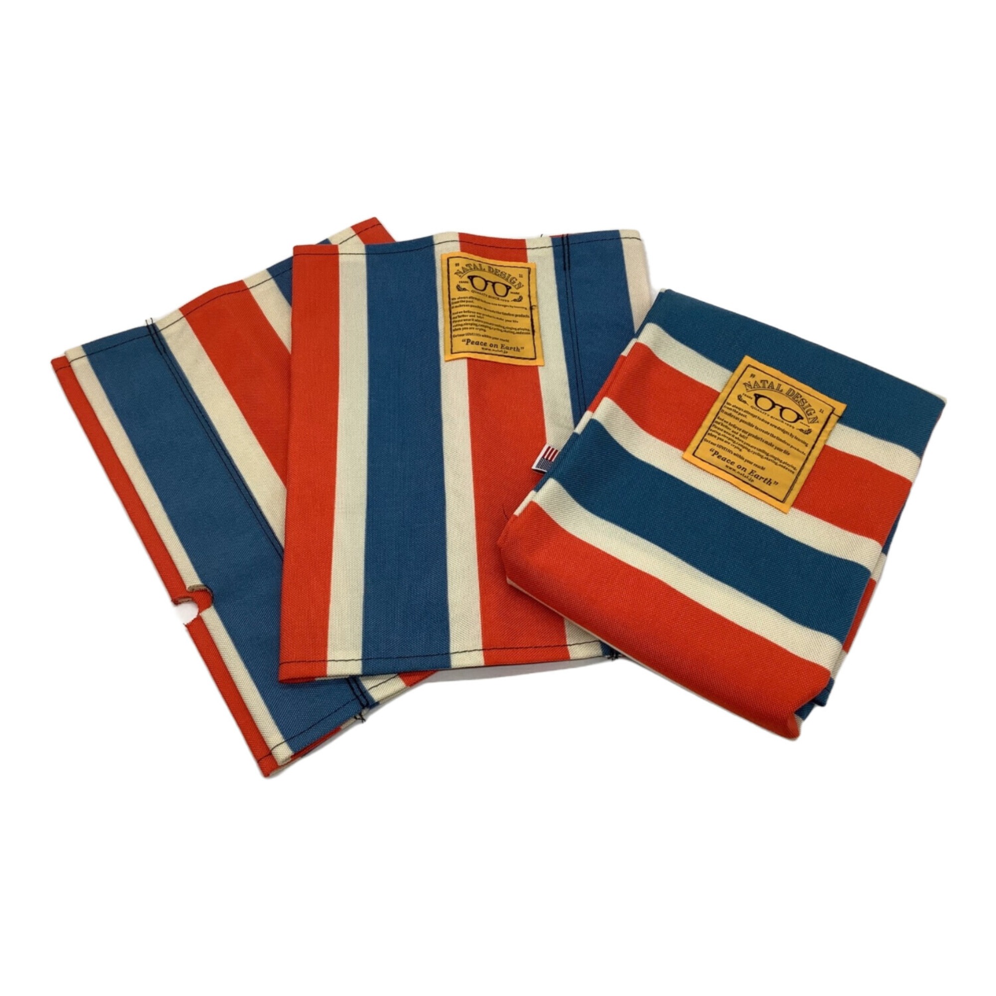 ストライプのポップデザインがキュート！ネイタルデザインカーミット