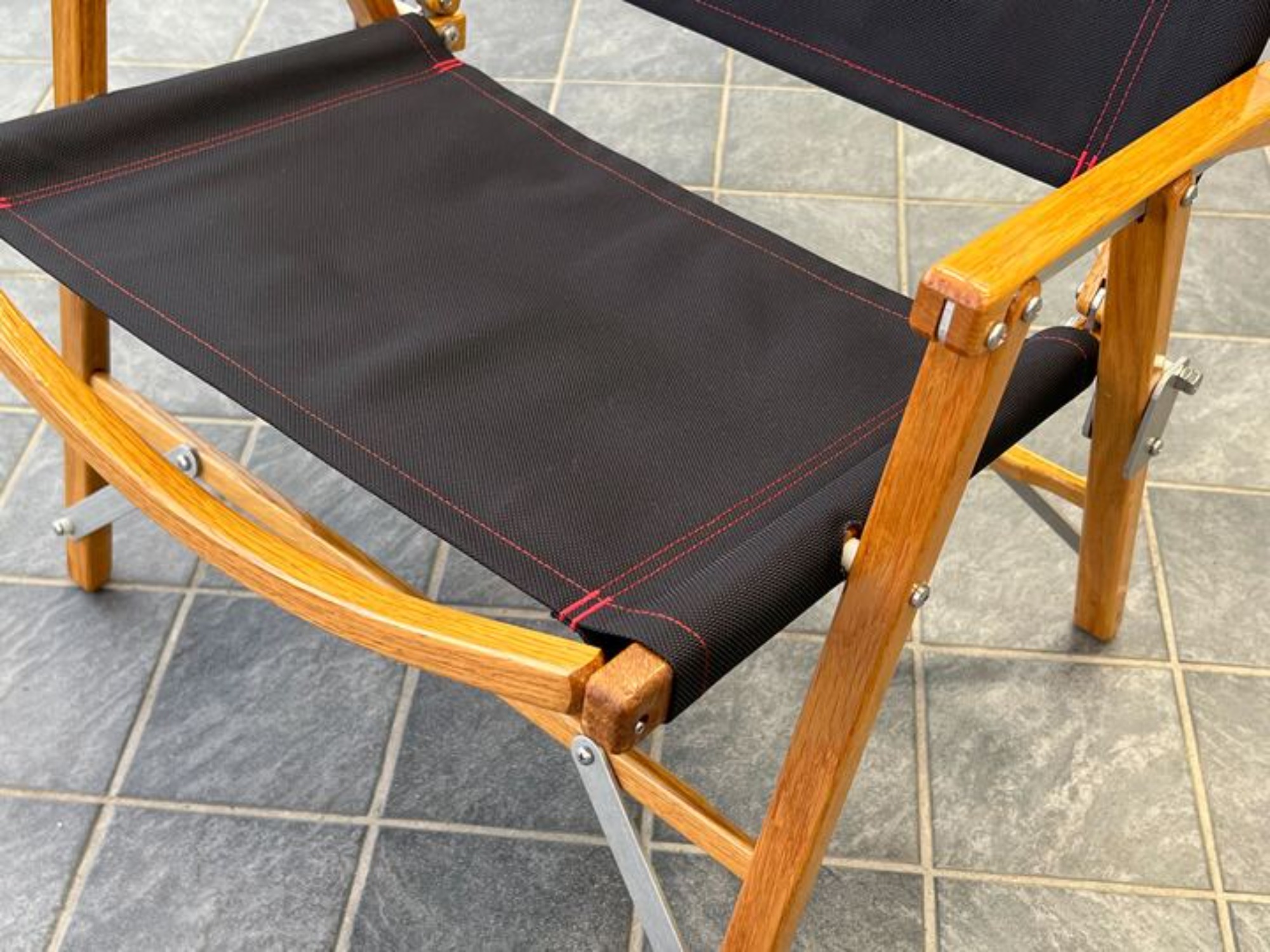 カーミットチェア×サンセットクライマックス 2脚入荷しました