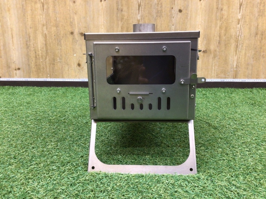 ソロ冬キャンにピッタリなPOMOLYミニチタンテントストーブや未使用薪