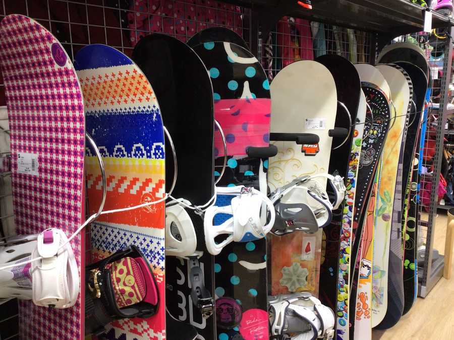 K2、YONEXのキッズ・ジュニアスノーボード！[2021.12.20発行