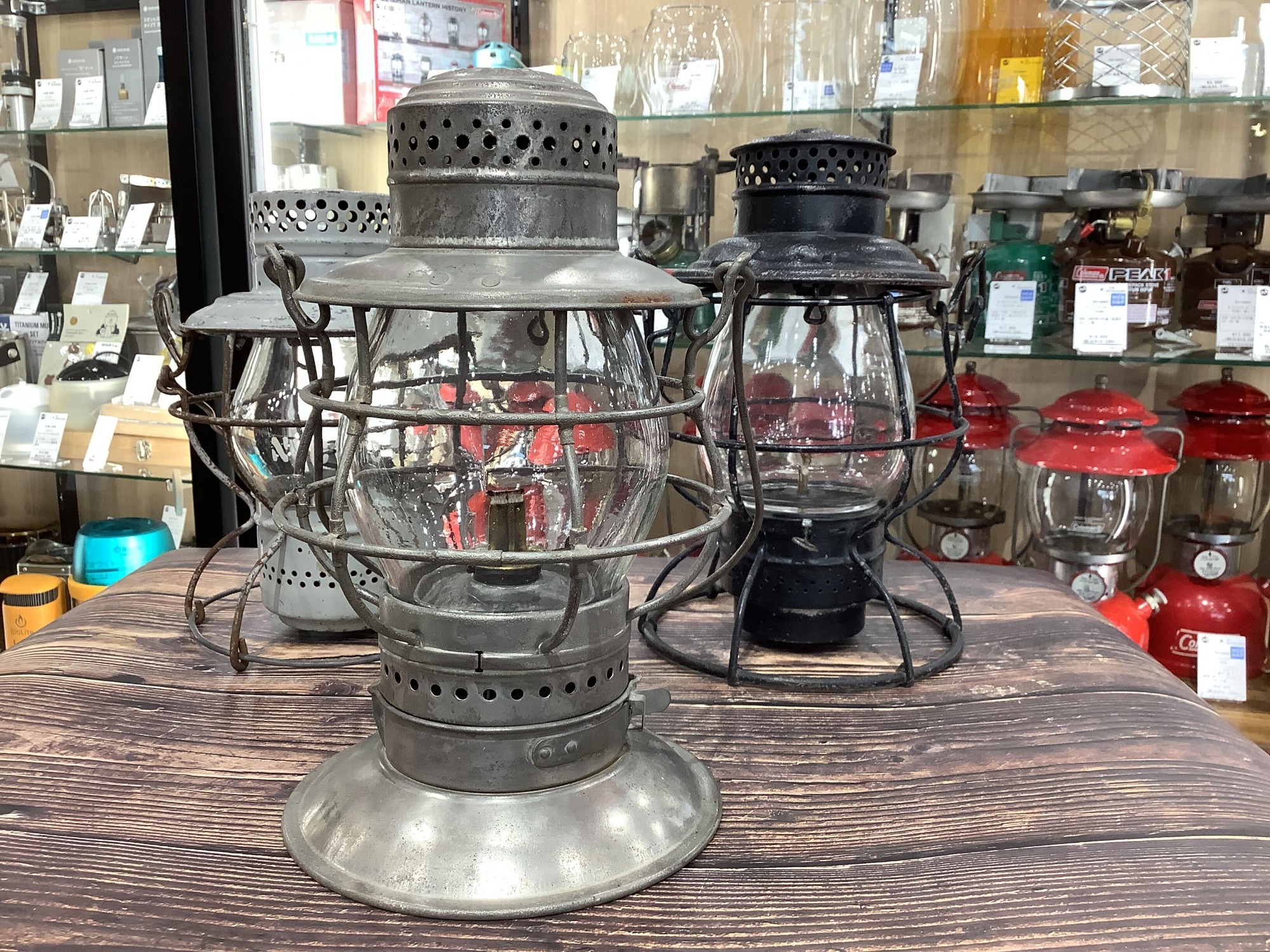 古きは鉄道会社の信号灯として活躍【レイルロードランタン】値段見直し