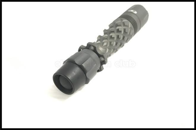 SUREFIRE/シュアファイア PORCUPINE L6 フラッシュライト実物