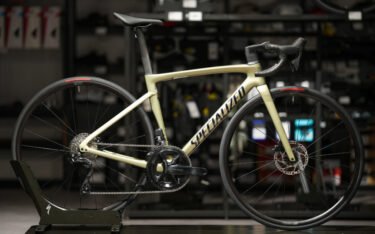 シマノ105Di2搭載！TARMAC SL7 COMP 105 DI2が入荷