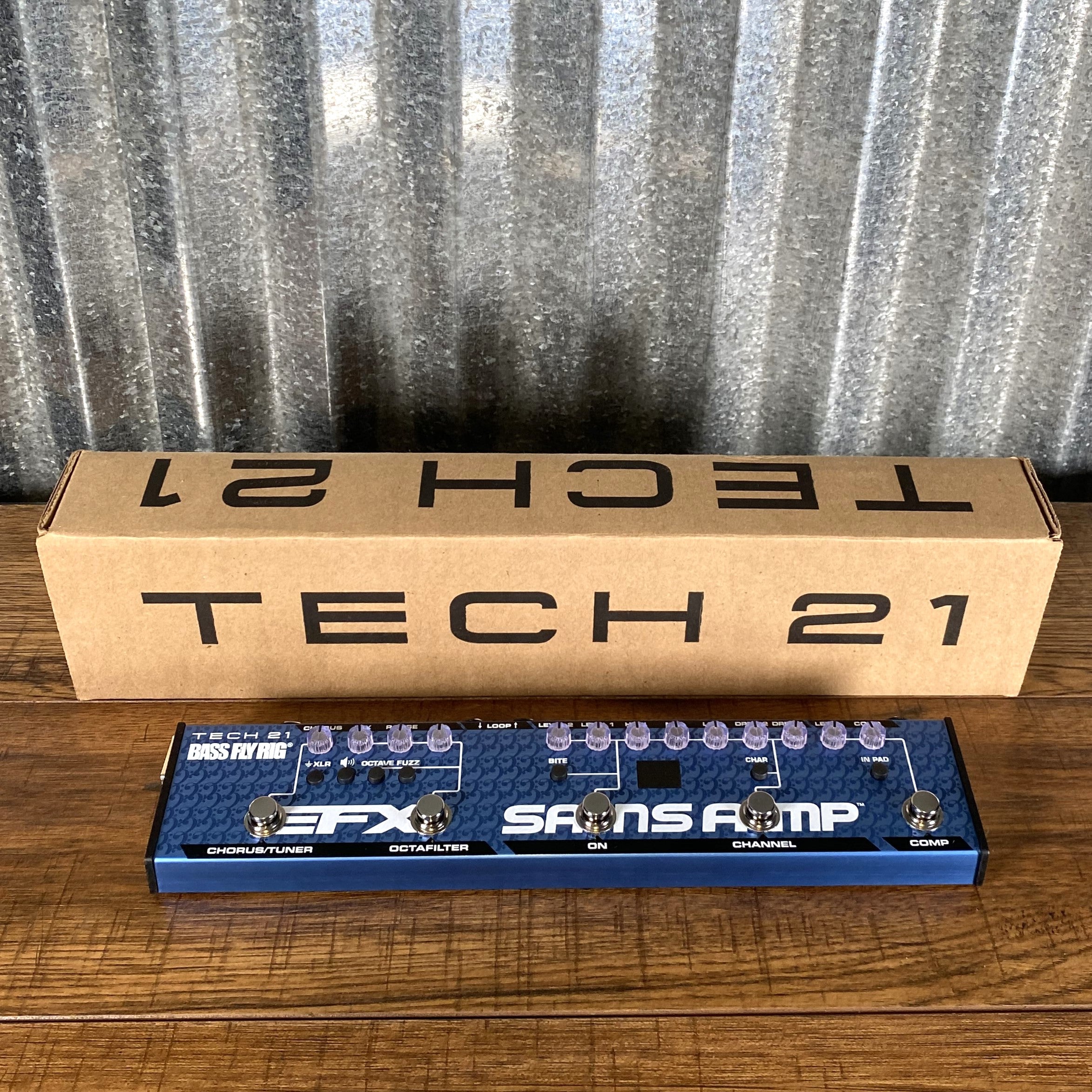 Tech 21 NYC Fly Rig Bass Fly Rig v2 Bass Preamp Effect Pedal FR