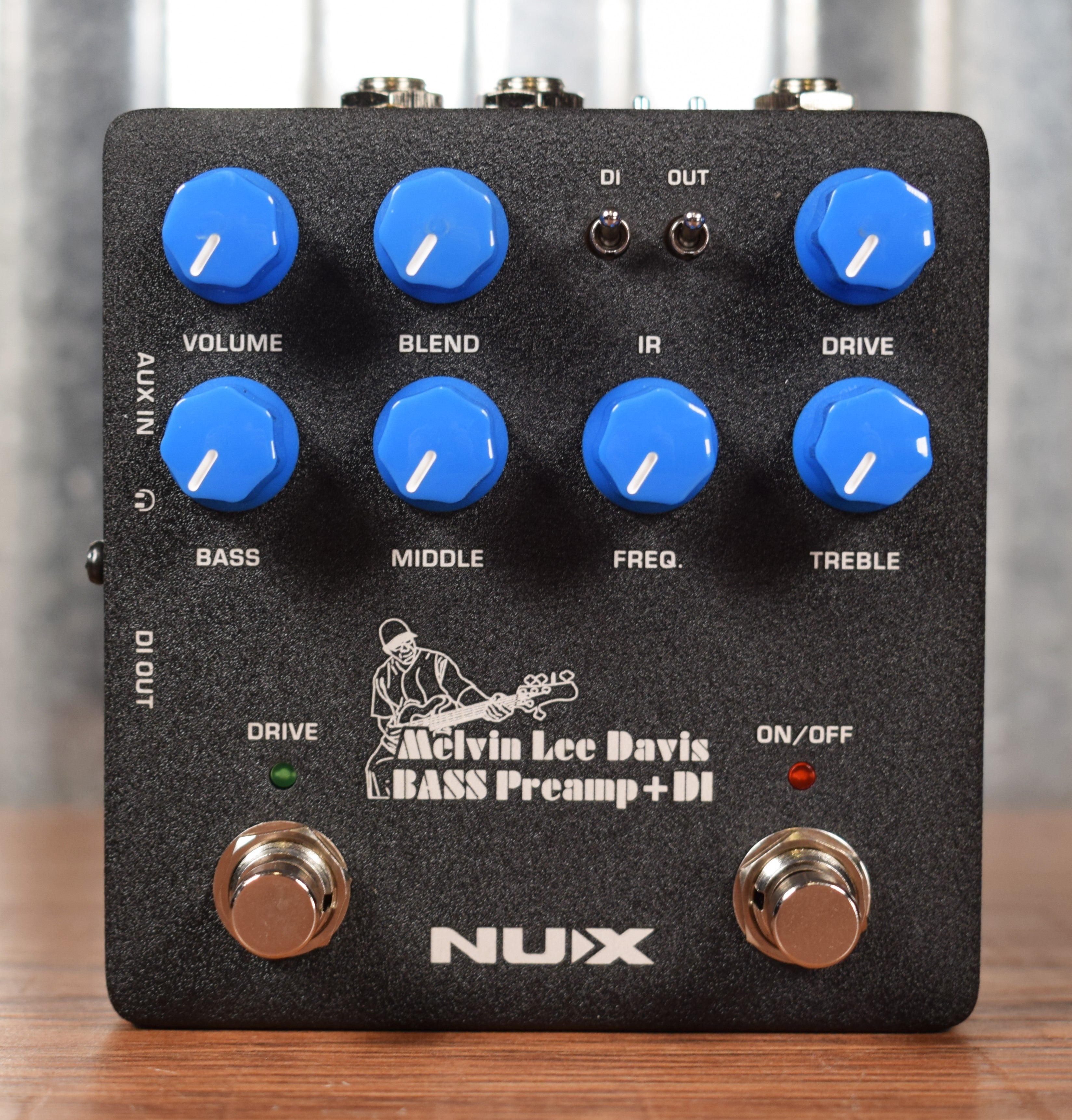 NUX NBP-5 Melvin Lee Davis Bass Preamp DI Cabinet Emulation & Tone