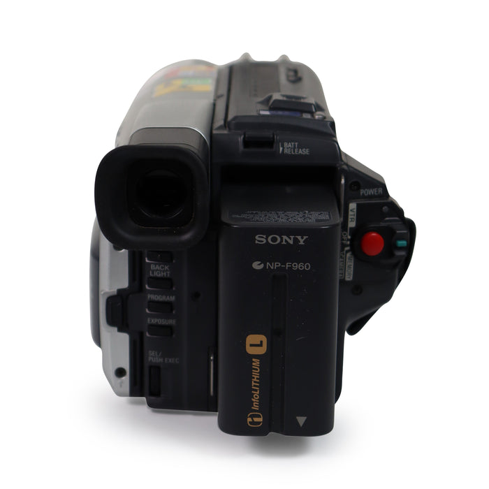 Sony DCR-TRV520 Video 8 / Hi8 / Digital 8 Handycam Camcorder 8MM